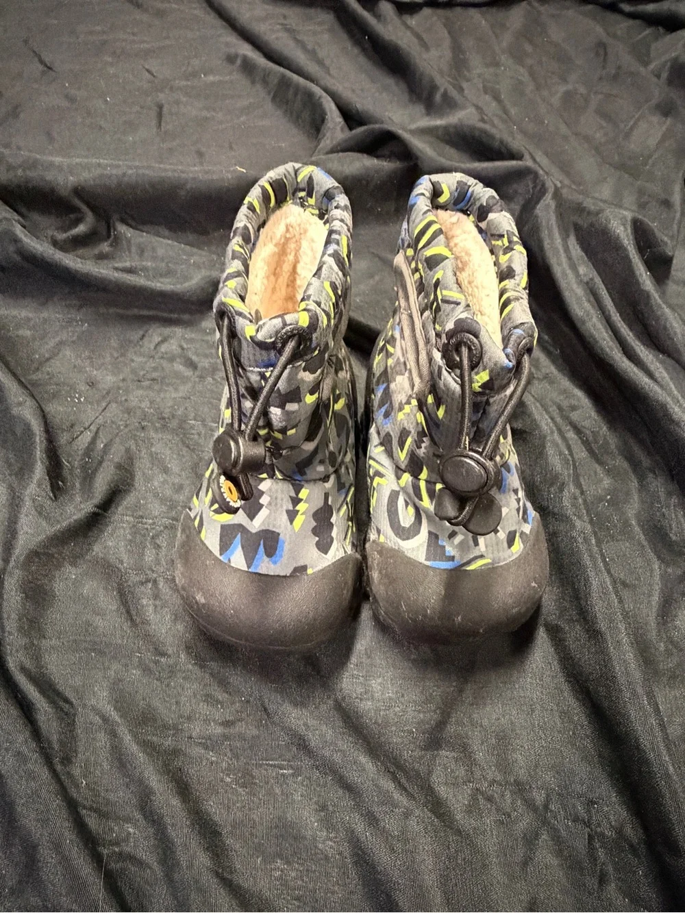 Bogs Kids Gray, Black, Blue & Yellow Patterned Winter Boots